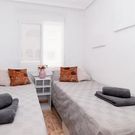Ferienwohnung Piso En El Centro Torrevieja Exterior foto
